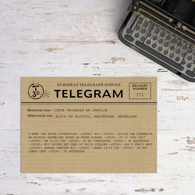 Trouwkaart Telegram biedt een originele en grappige manier om gasten uit te nodigen. Met de tekst zelf, inclusief veel STOP-woorden, kun je alle kanten op.